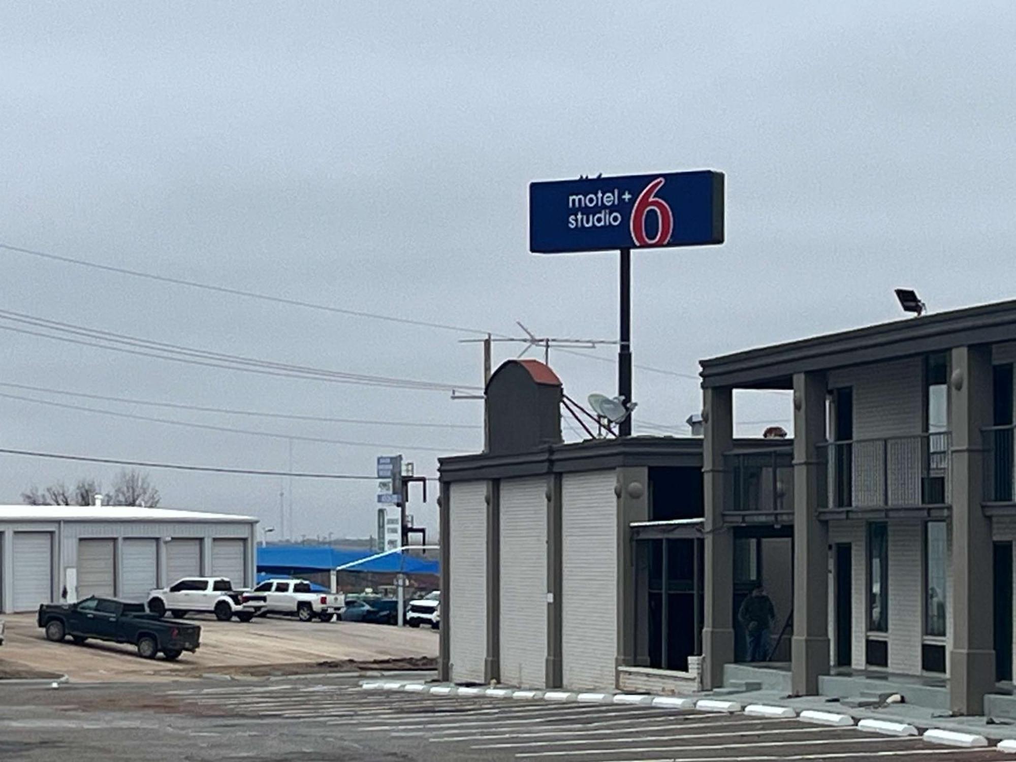 Motel 6 Chickasha, Ok Екстериор снимка