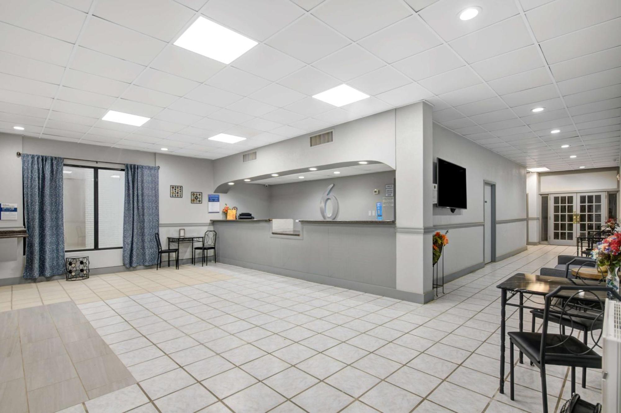Motel 6 Chickasha, Ok Екстериор снимка